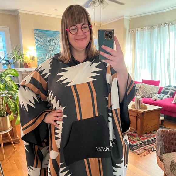 Urban Outfitters One Size Nomadix Cape Towel Pendleton inspired - Picture 2 of 8